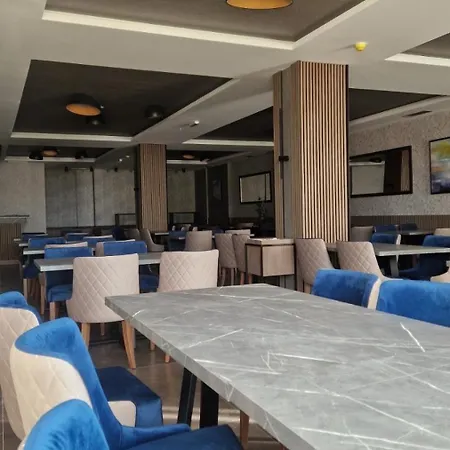 Mokos Apartman, Hill A35, Minimum Dve Noci شقة