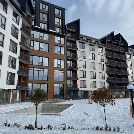 Mokos Apartman, Hill A35, Minimum Dve Noci * كوباونيك