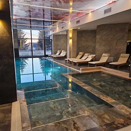 شقة Mokos Apartman, Hill A35, Minimum Dve Noci *